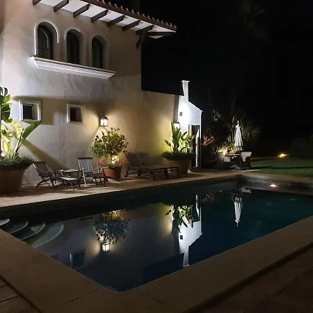 B&B Villa Belmundo - Puerto Banús Bed and breakfast Marbella